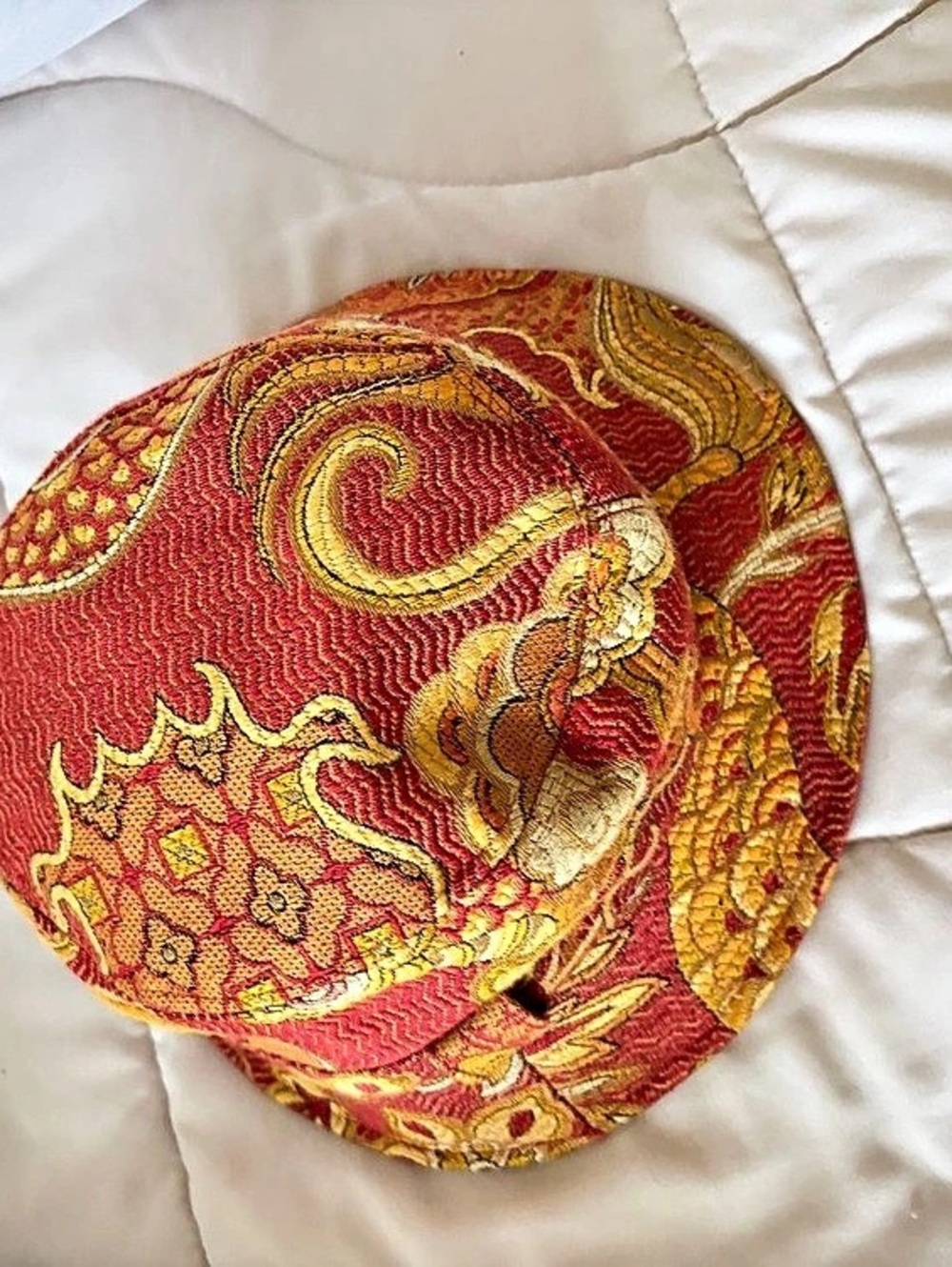 Etro Jacquard Brocade Bucket Hat Paisley Red & Gold Medium - Picture 2 of 6
